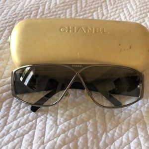 CHANEL sunglasses
